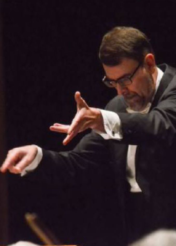 Абонемент №4 "Говорит и показывает дирижёр"