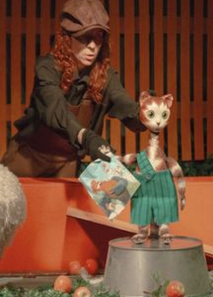 Петсон и Финдус: Чужак в огороде