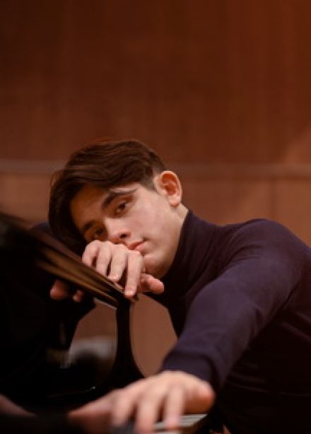 Джордж Харлионо